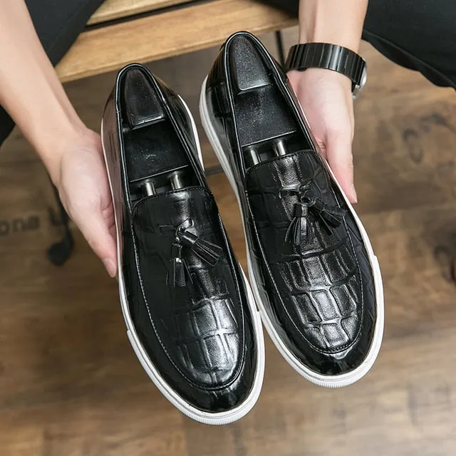 Crocodile Pattern with Tassels Slip-On Loafers Shoes