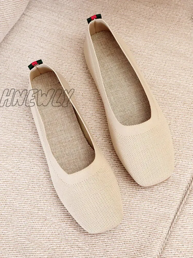 Hnewly - Breathable Solid Color Flat Shoes