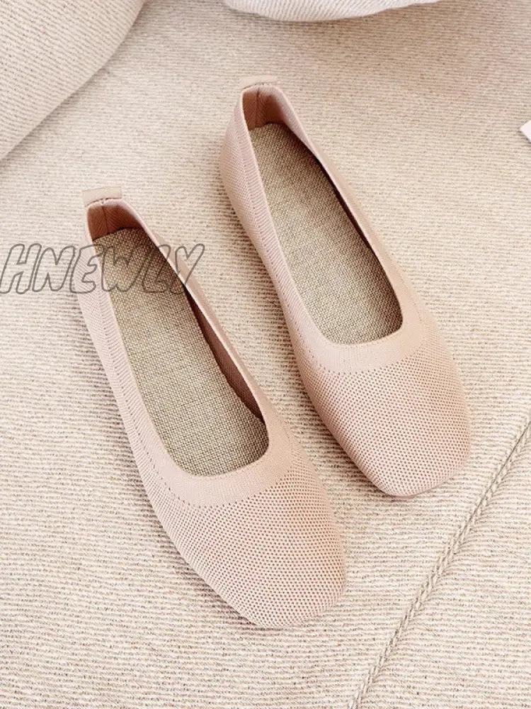 Hnewly - Breathable Solid Color Flat Shoes