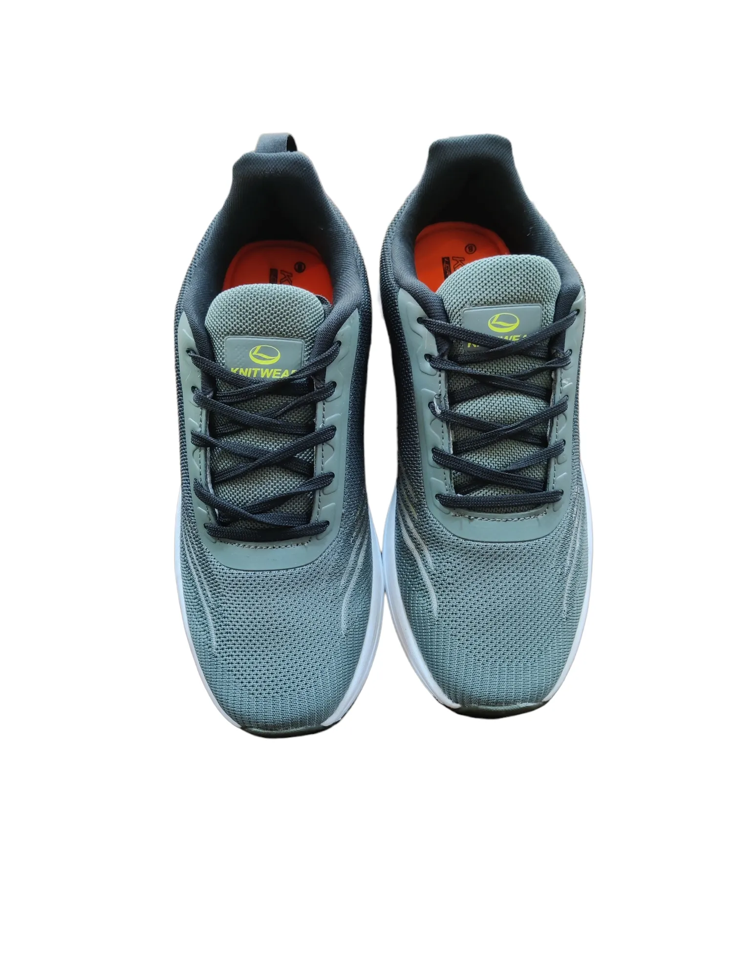 lancer sports shoes platinum -33