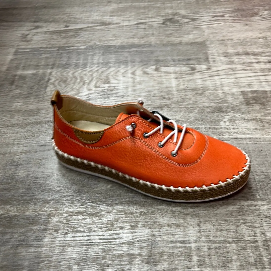 Shoozy Ivy Burnt Orange Womens Leather Bungee Lace Slip On Shoes